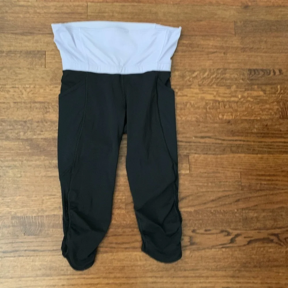 Lululemon Capri leggings